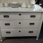 193 5201 CHEST OF DRAWERS